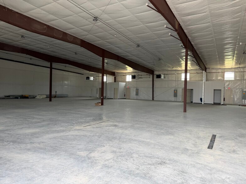More Photos Of 12517-12531 Harvey Dr, New Lenox Industrial For Lease
