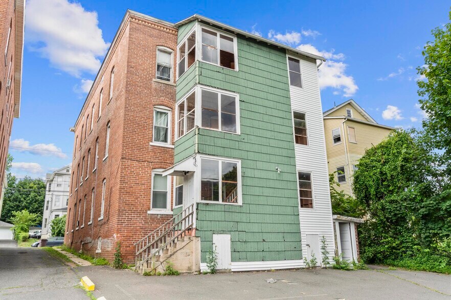 More Photos Of 259 Grove St, New Britain Apartments For Sale
