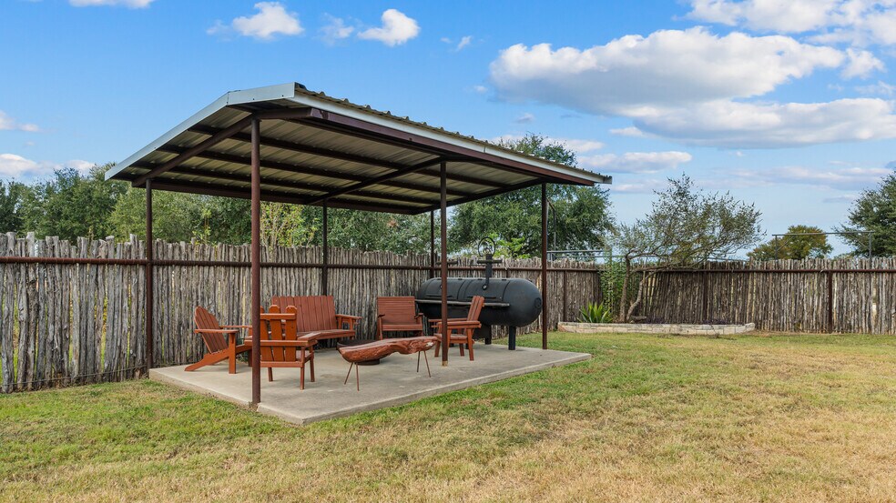 More Photos Of 2692 Highway 105 W, Navasota Specialty For Sale