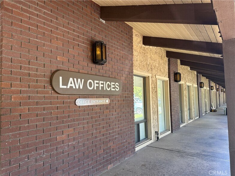 More Photos Of 1370 Ridgewood Dr, Chico Office For Sale