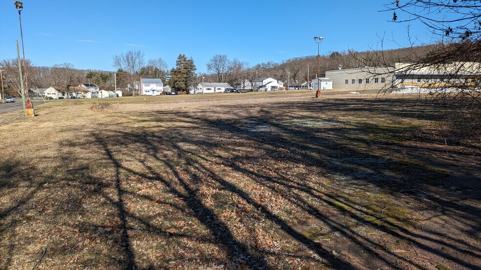 More Photos Of 699 East Middle Tpke, Manchester Office Residential For Sale