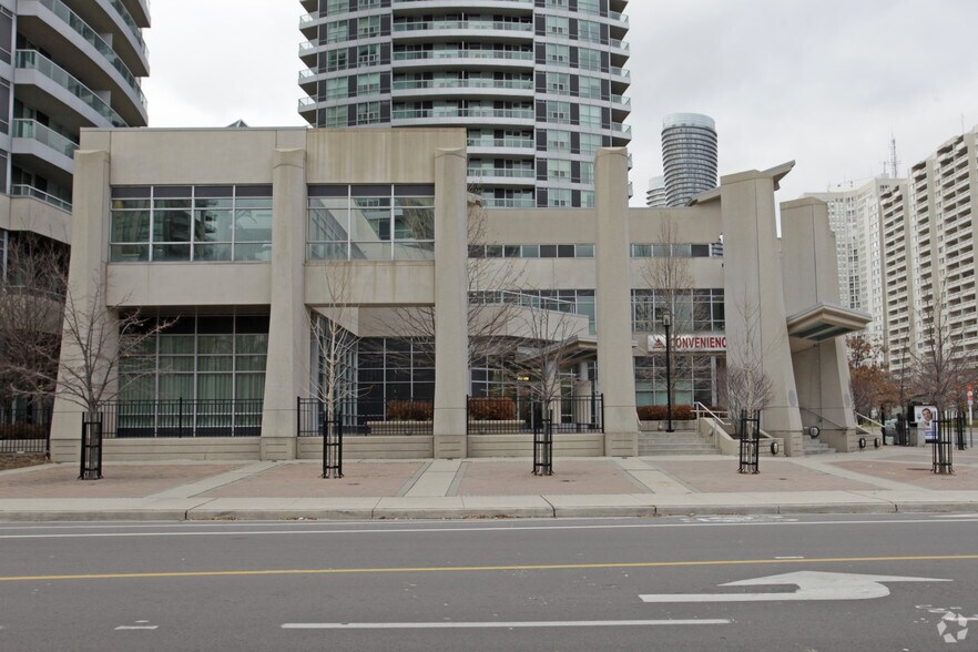 More Photos Of 1 Elm Dr W, Mississauga Apartments For Sale