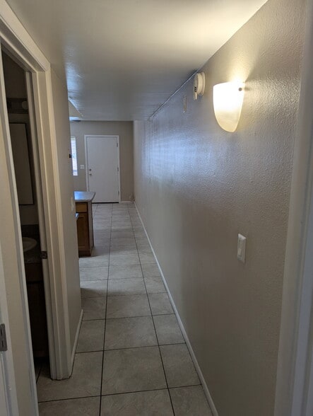 More Photos Of 4444 E Fairmount St, Tucson Apartments For Sale