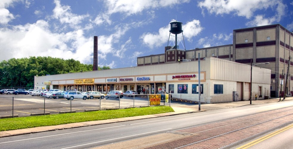 More Photos Of 3776 L St, Philadelphia Unknown For Lease