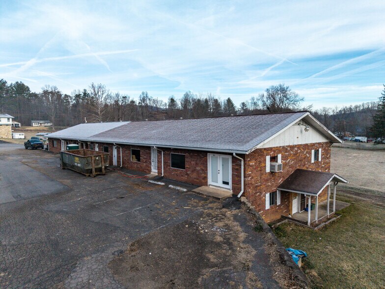 More Photos Of 6859 Cruso Rd, Canton General Retail For Lease