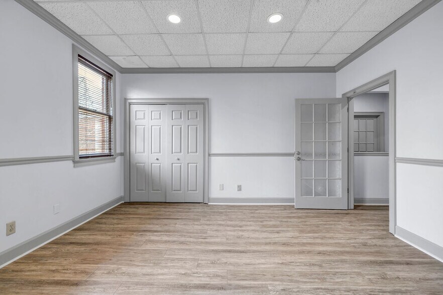 More Photos Of 2900 Paces Ferry Rd SE, Atlanta Office For Lease