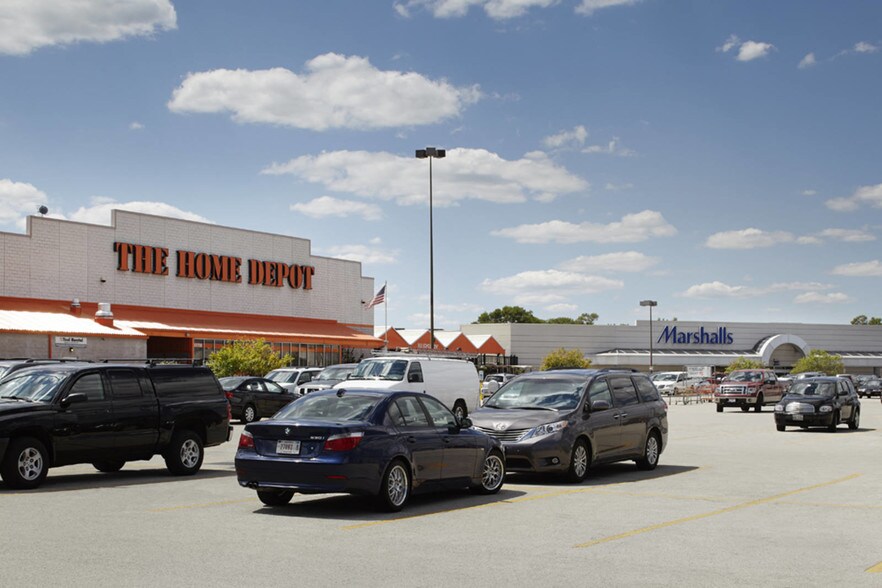 More Photos Of 280 Commons Dr, Chicago Ridge Unknown For Lease