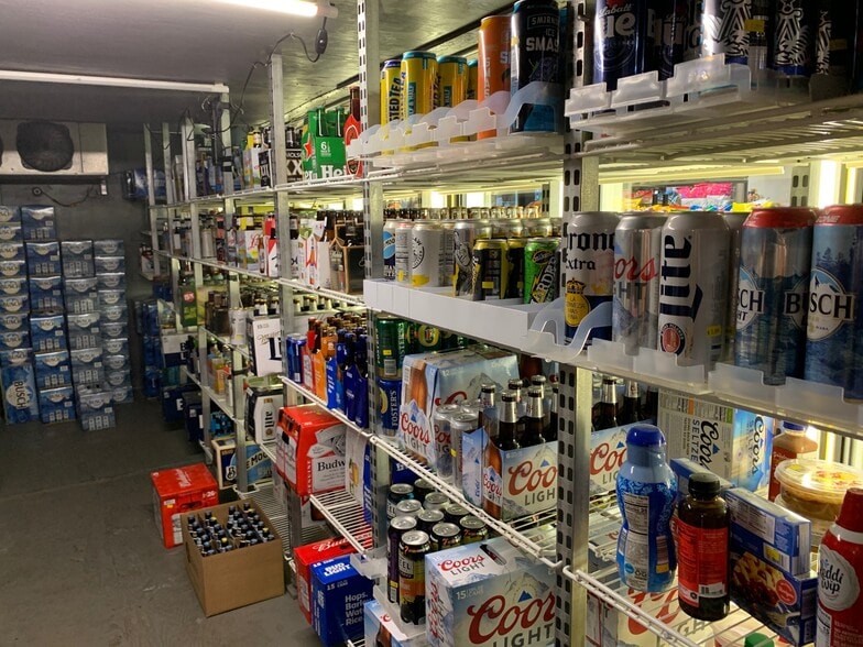 More Photos Of 8036 N Clare Ave, Harrison Convenience Store For Sale