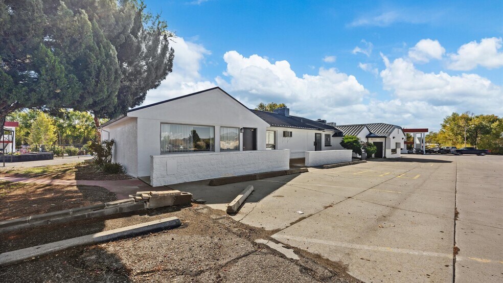 More Photos Of TBD E Main St, Montrose Hotel For Sale