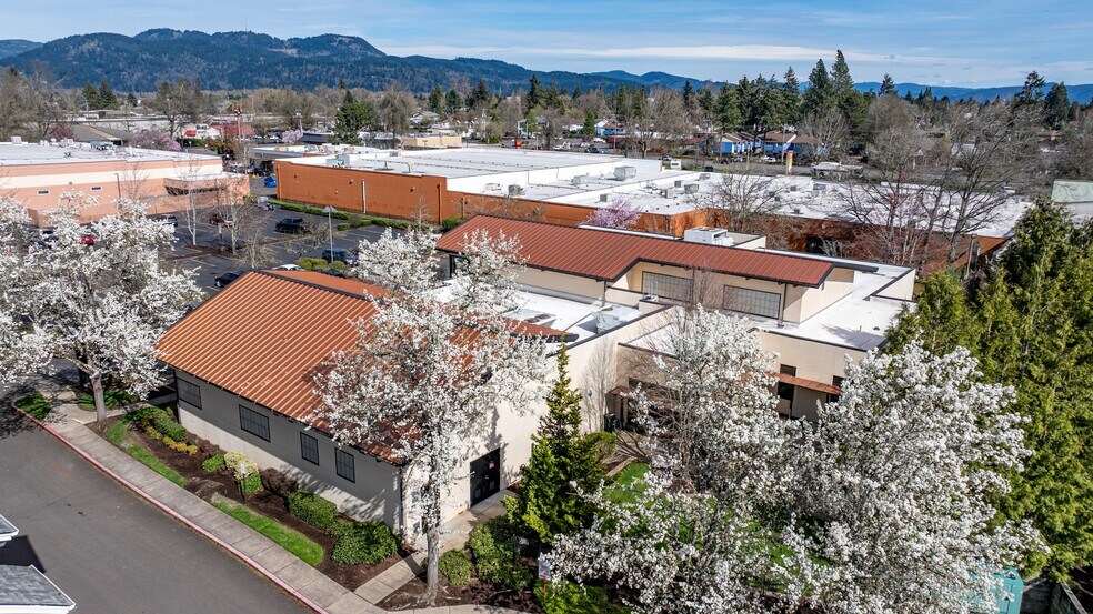 More Photos Of 2550 Willakenze Rd, Eugene Medical For Sale