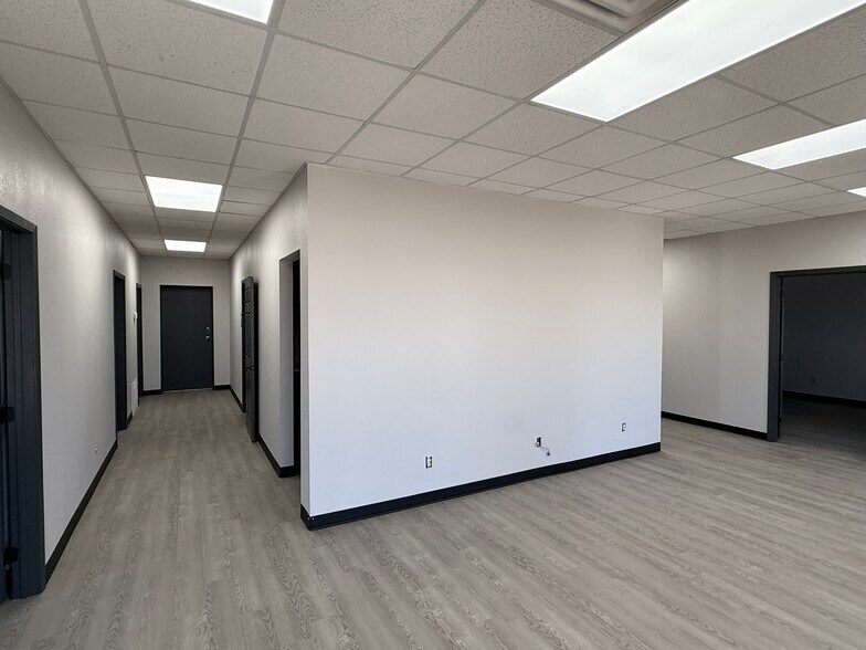 More Photos Of 3315 E State Highway 158, Midland Warehouse For Lease