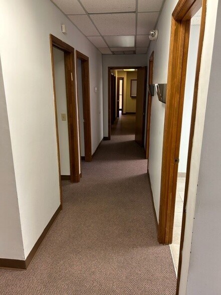 More Photos Of 120 John F Kennedy Dr, Atlantis Medical For Sale