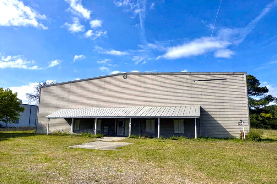Primary Photo Of 89 Schein Loop, Beaufort Industrial For Sale