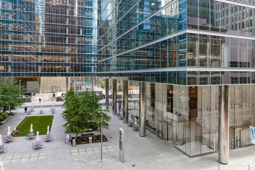 More Photos Of 22 Adelaide St W, Toronto Office For Lease