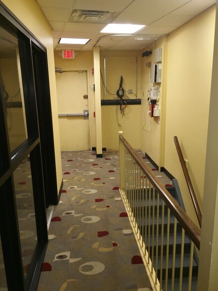 More Photos Of 217-223 E Hartsdale Ave, Hartsdale Storefront Retail Office For Lease