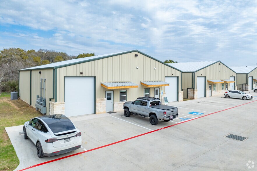 Primary Photo Of 12700 Lowden, Manchaca Flex For Lease