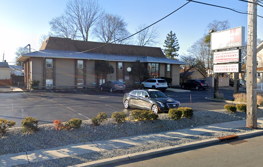 More Photos Of 25 E Route 37, Toms River Office For Lease