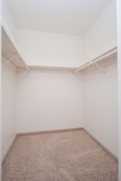 More Photos Of 2432 W Turney Ave, Phoenix Shelter For Sale