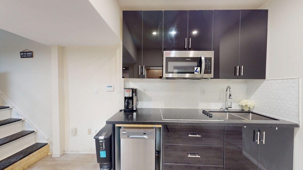 More Photos Of 151 Esna Park Dr, Markham Service For Sale