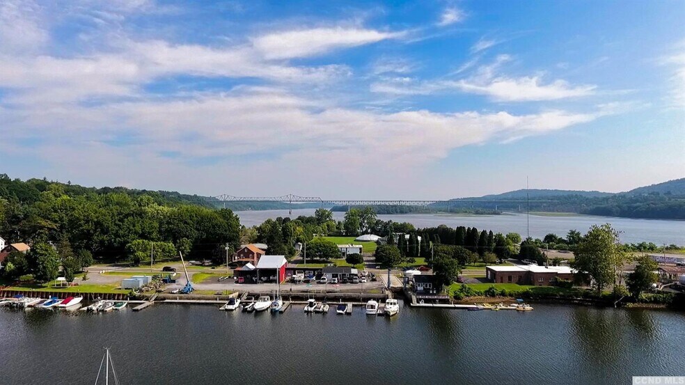 More Photos Of 103 Main St, Catskill Marina For Sale