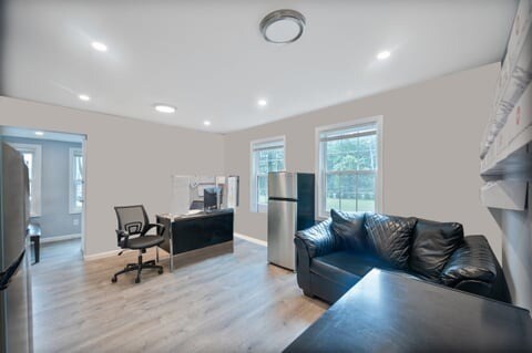 More Photos Of 440 Middle Country Rd, Middle Island Apartments For Sale