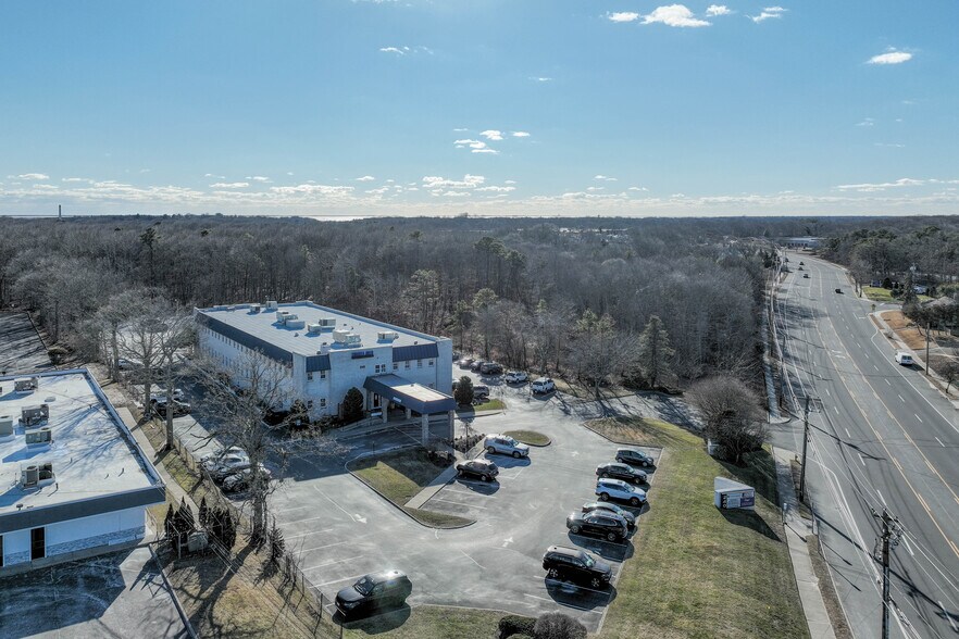 Primary Photo Of 240 Patchogue Yaphank Rd, East Patchogue Medical For Lease