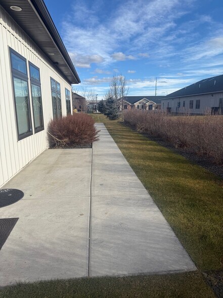 More Photos Of 3729 Woodking Dr, Idaho Falls Medical For Lease