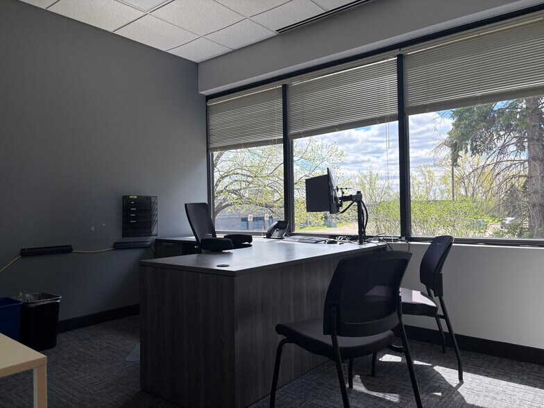 More Photos Of 3464 Washington Dr, Eagan Unknown For Lease