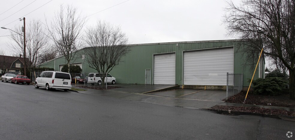Primary Photo Of 1701 W Lincoln Ave, Vancouver Warehouse For Sale