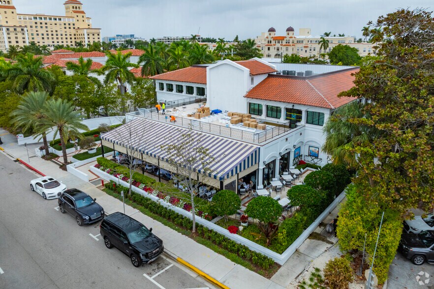 More Photos Of 223 Sunset Ave, Palm Beach Office For Lease