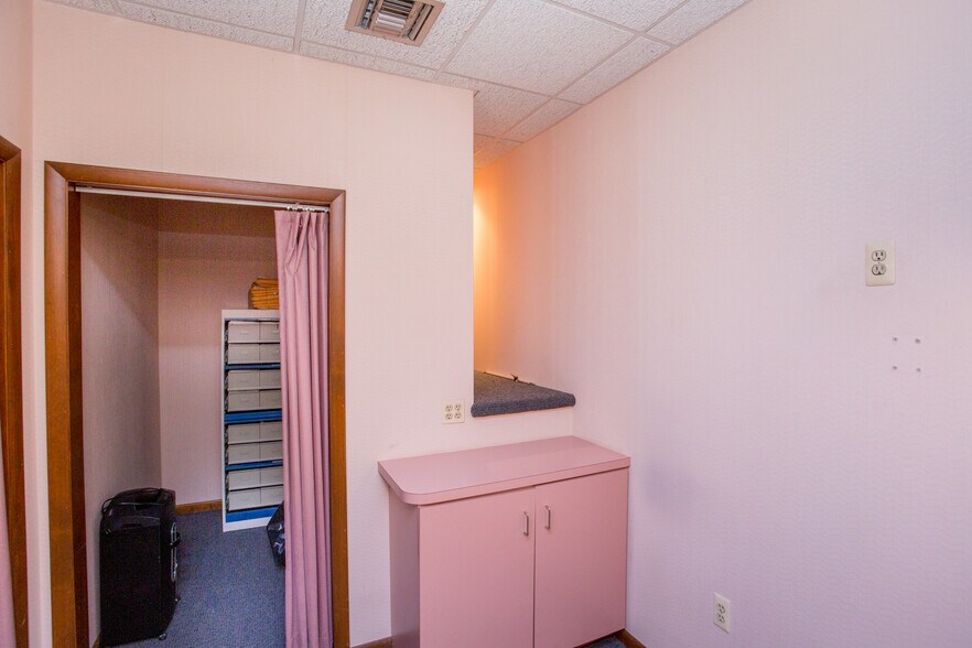 More Photos Of 329 Lincoln Hwy, Fairless Hills Warehouse For Sale