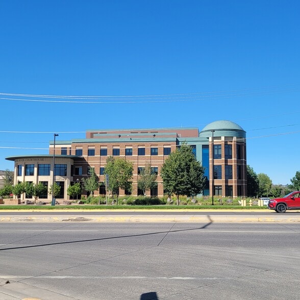 More Photos Of 1 Bay Dr, Great Falls Flex For Sale