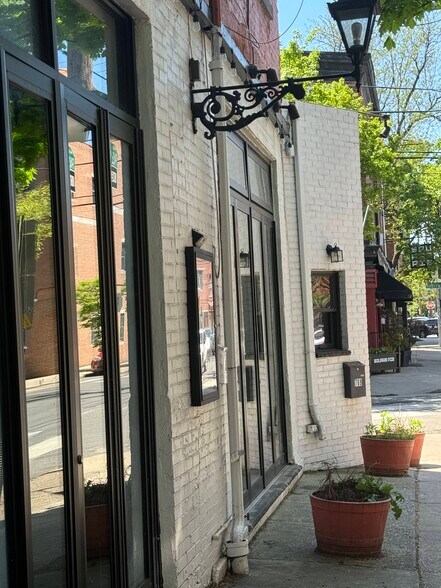 More Photos Of 521 Catharine St, Philadelphia Restaurant For Lease