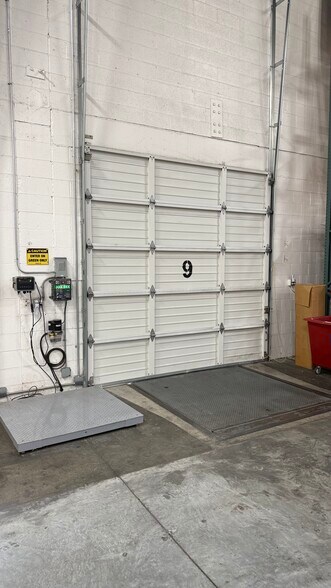 More Photos Of 8001-8005 SW Hunziker Road, Tigard Industrial For Sale