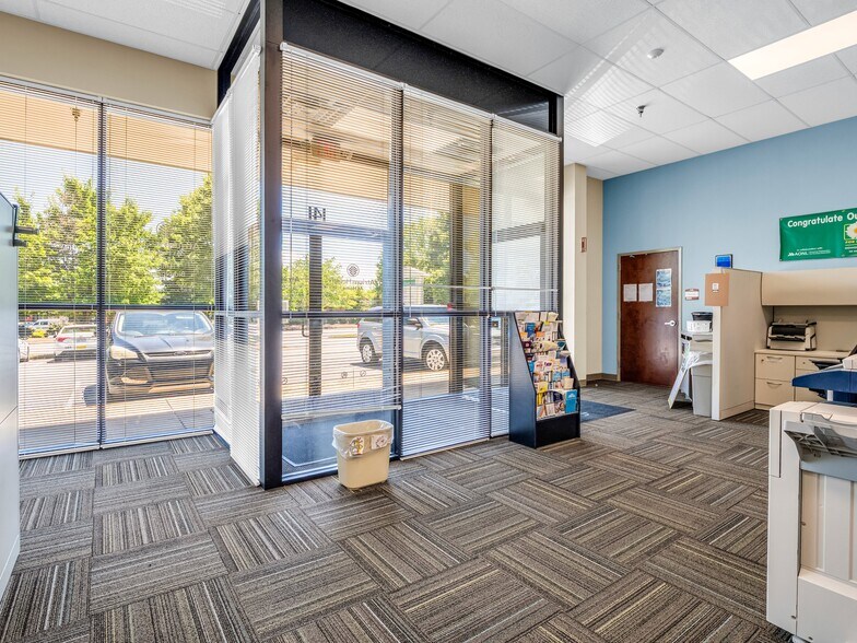 More Photos Of 104-168 Fiddlers Run Blvd, Morganton Unknown For Lease