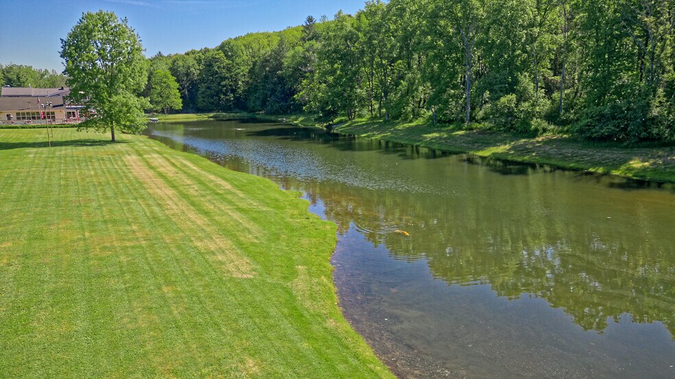 More Photos Of 160 Creamery Rd, Greenville Specialty For Sale