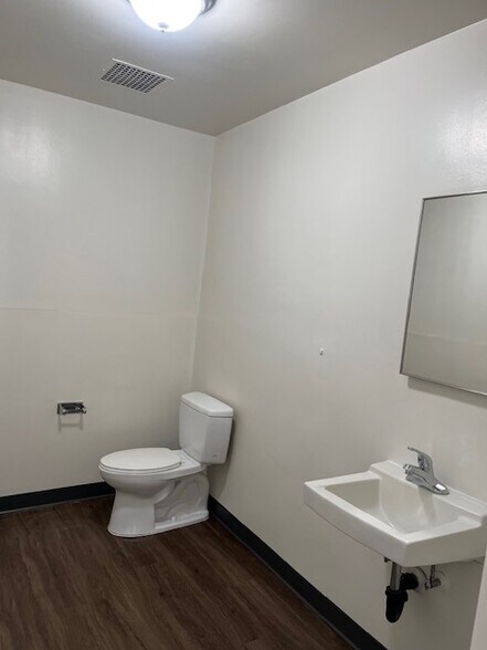 More Photos Of 2518 Seaman Ave, South El Monte Warehouse For Sale