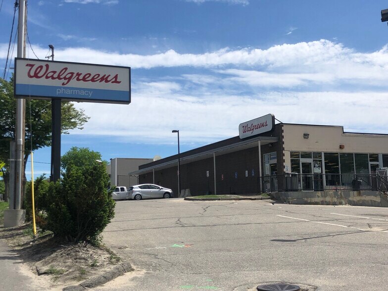 More Photos Of 315 Main St, Lewiston Storefront Retail Office For Lease
