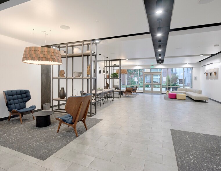 More Photos Of 15809 Bear Creek Pky NE, Redmond Office For Sale