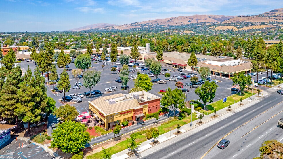 More Photos Of 1020-1080 S White Rd, San Jose Unknown For Lease