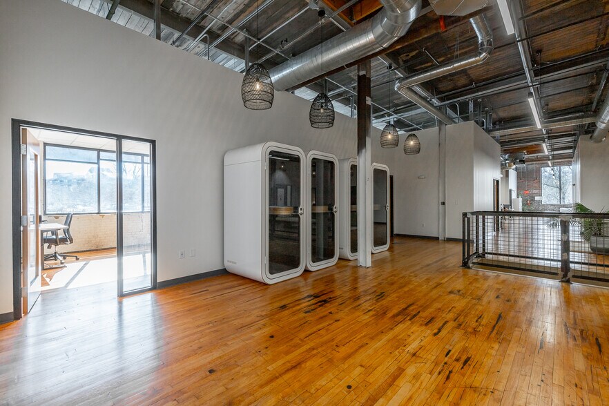 More Photos Of 110 Somerville Ave, Chattanooga Coworking Space