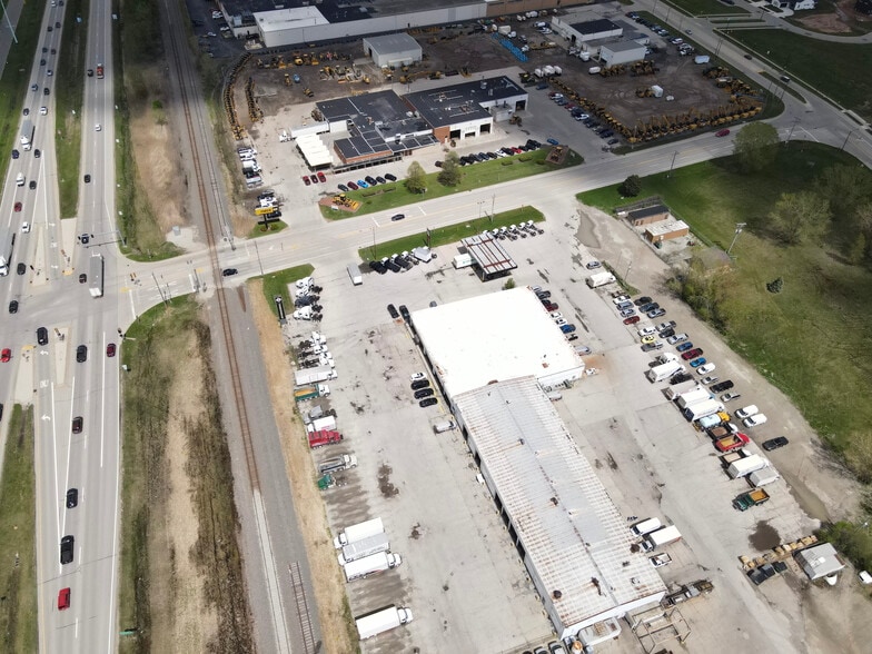 More Photos Of 600 Hansen Rd, Green Bay Service For Sale