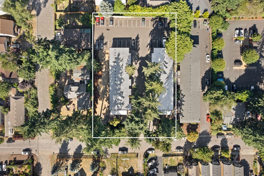 More Photos Of 2615-2631 SE 111th Ave, Portland Apartments For Sale