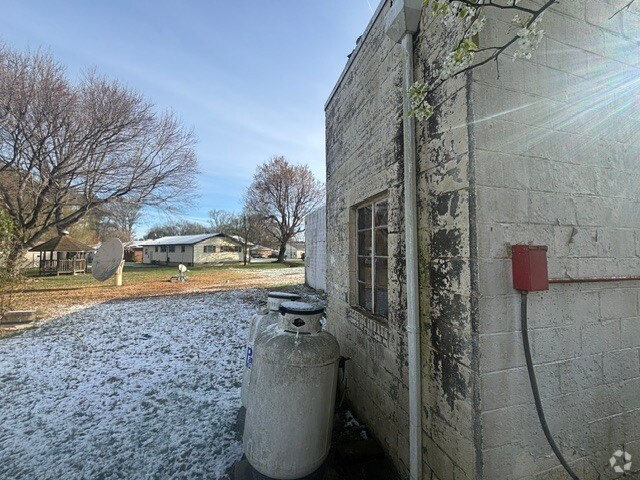 More Photos Of 150 S Mesa Dr, Hopewell Office For Sale