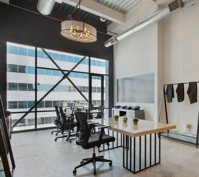 More Photos Of 537 S Broadway, Los Angeles Loft Creative Space For Lease