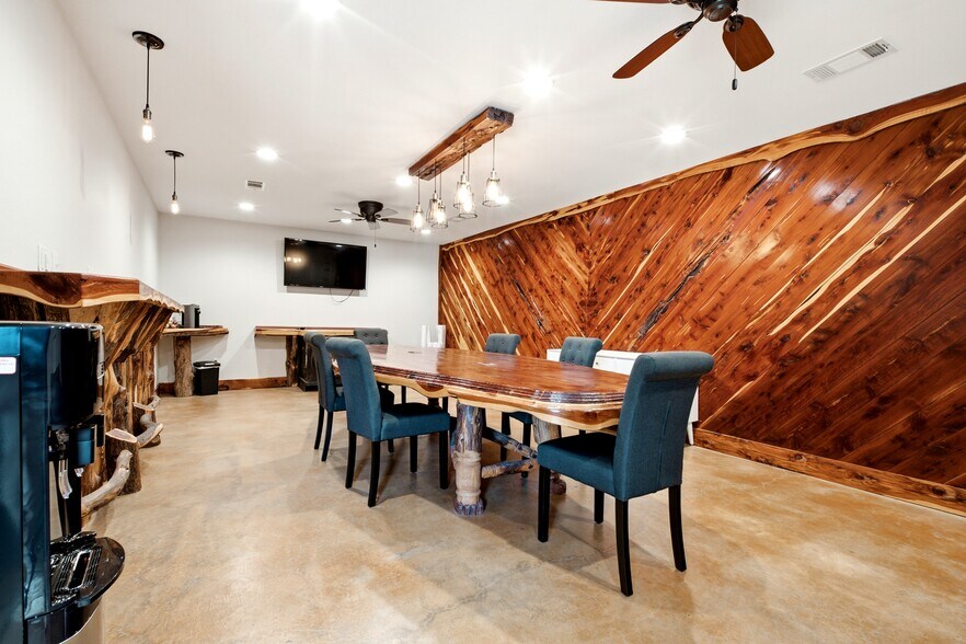 More Photos Of 55 Heritage Rd, Gordonville Office Residential For Sale