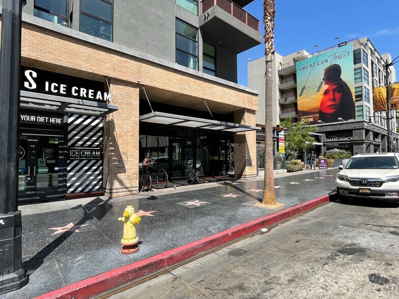 More Photos Of 6201 Hollywood Blvd, Hollywood Apartments For Lease