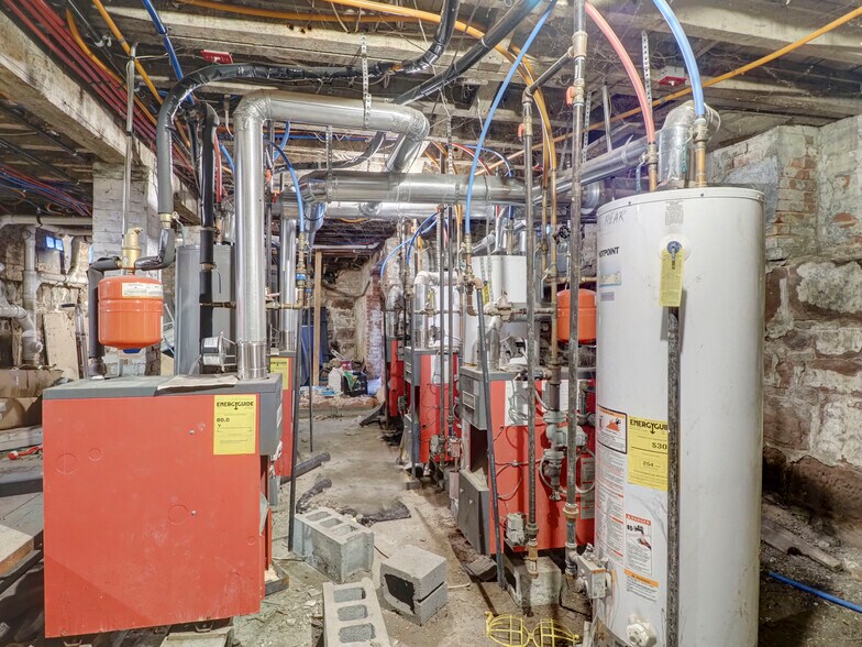 More Photos Of 81 Auburn St, Paterson Apartments For Sale