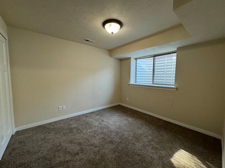 More Photos Of 917-922 W Pirate Ln, Spokane Apartments For Sale