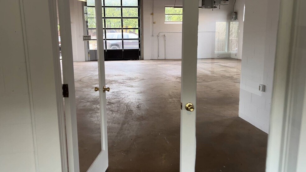 More Photos Of 4 Union Hill Rd, Conshohocken Warehouse For Lease